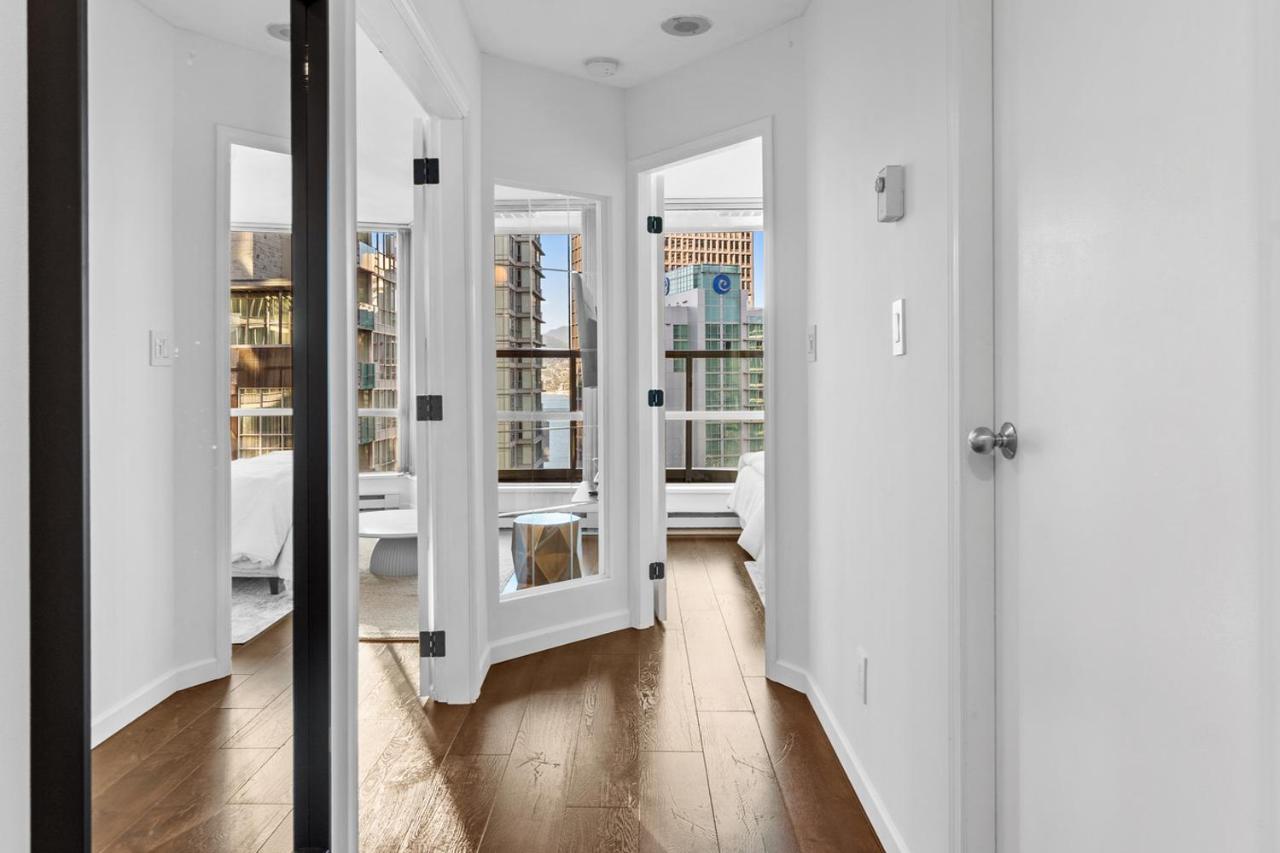 Апартаменти Downtown Luxury 1Br Coal Harbour Ванкувер Екстер'єр фото